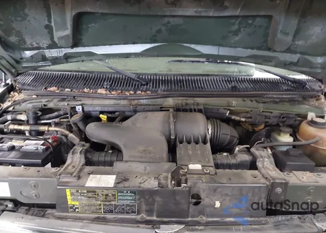 2002 Ford E-150 Commercial/Recreational z USA, uszkodzony, nr VIN 1FDRE14W72HA54411